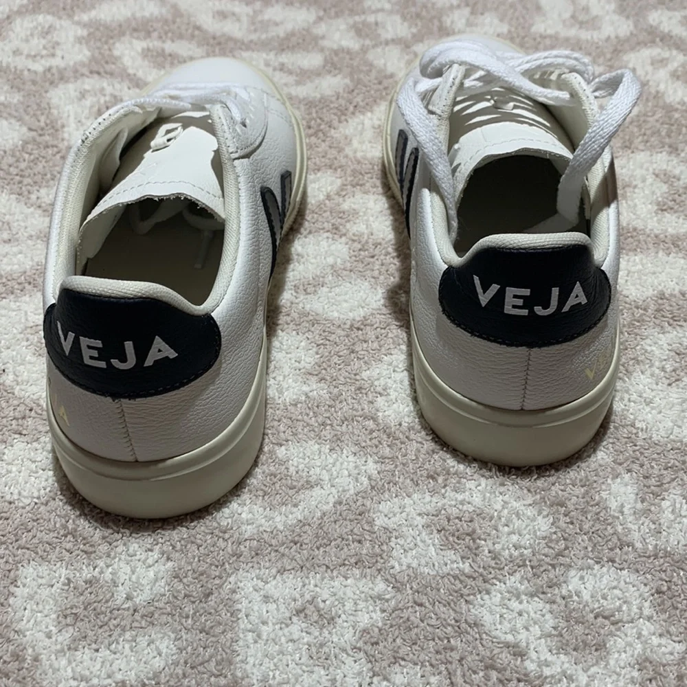 Veja Campo Sneakers
